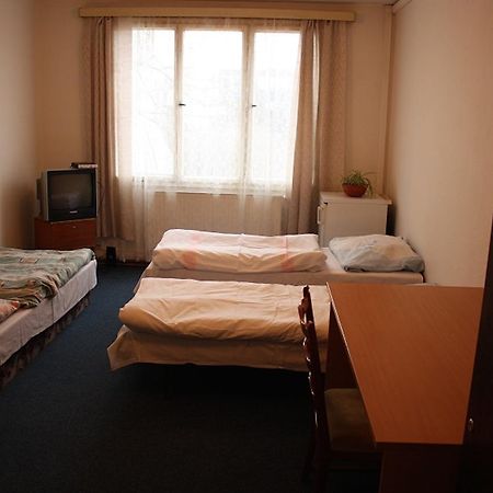 Hotel Kacerov Praha Bagian luar foto