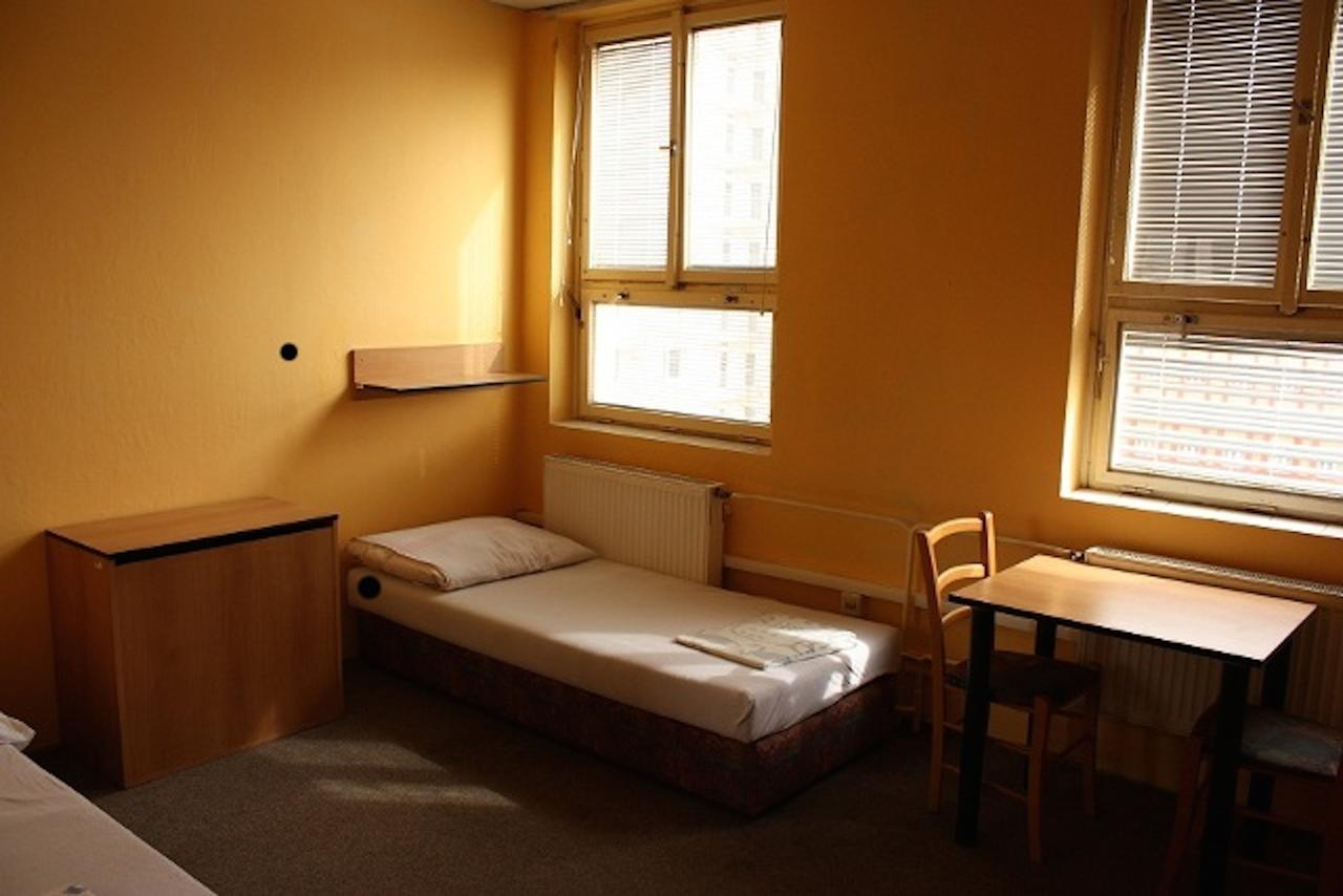 Hotel Kacerov Praha Bagian luar foto