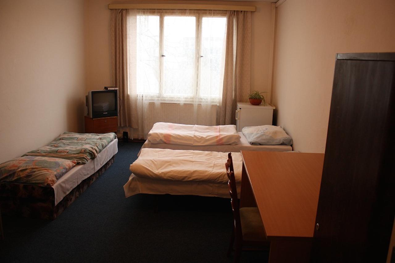 Hotel Kacerov Praha Bagian luar foto